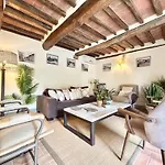 Casa La Fonte By Posarellivillas *